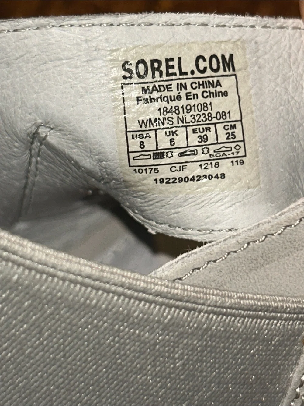 Sorel Women’s Sandals in Light Beige and Cream